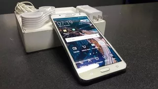 Samsung Galaxy J7 | Blanco | Nuevo