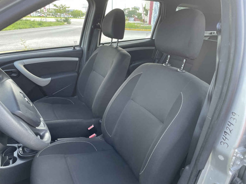 Imagen 10 de 15 de Renault Duster 2019 5p Zen L4/2.0 Aut
