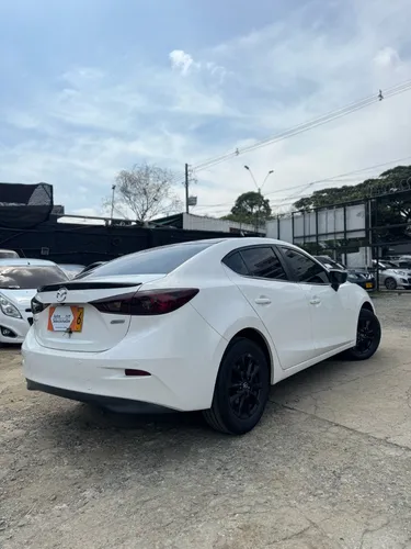 Mazda 3 Touring