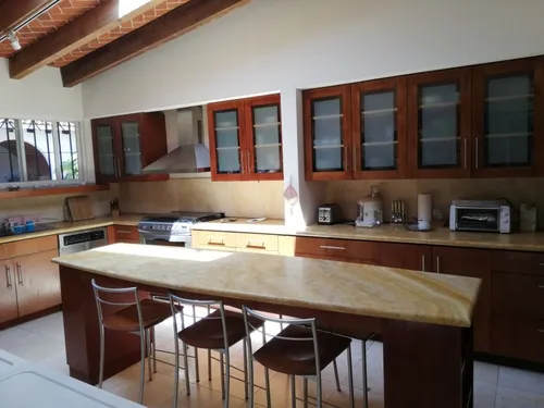 Casa En Privada En Jardines De Ahuatepec, Cuernavaca, Morelos