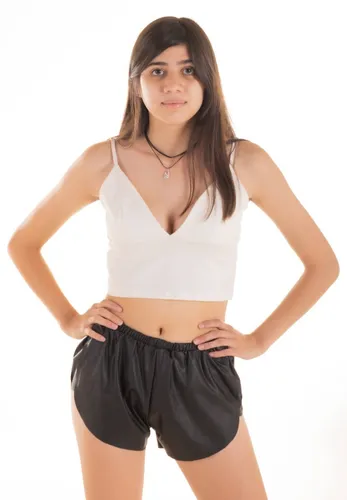 Short Cortito Eco cuero 5.999