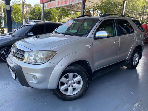 Toyota Hilux SW4 3.0 Srv 7l 4x4 5p