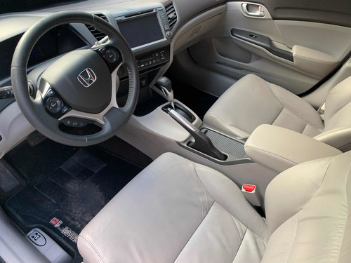 Imagem 8 de 9 de Honda Civic 2014 2.0 Lxr Flex Aut. 4p