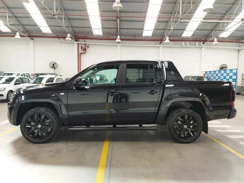 Imagen 9 de 21 de Amarok V6 Extreme Black Style 258cv 2022 Autotag Disponible