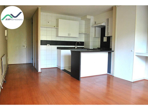 Arriendo Depto Estudio 306 En Metro Baquedano (105432)