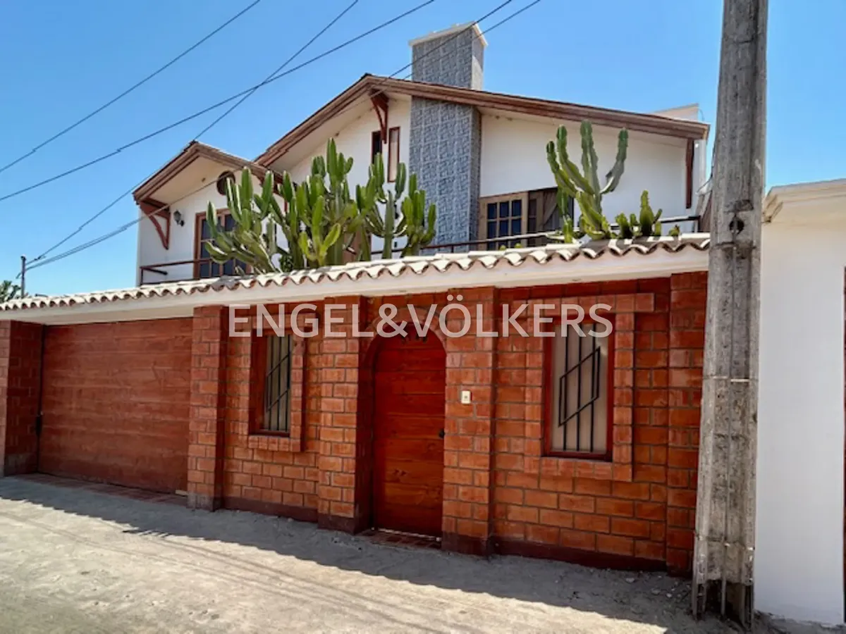 Imagen 1 de 15 de Hermosa Casa En Venta Sector Poblado Artesanal