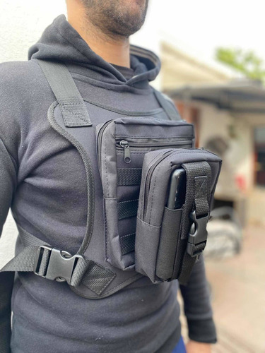 Imagen 3 de 5 de Bolso Para Pecho Con Pad Molle
