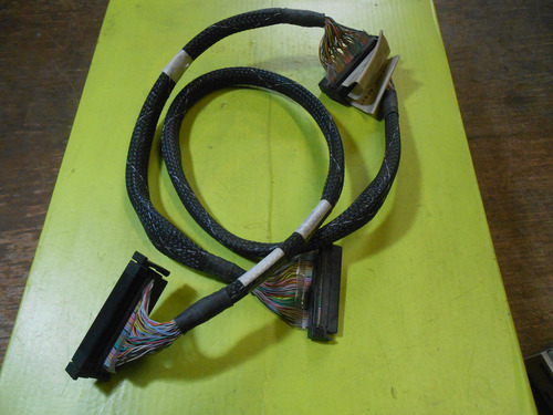 Cable Fujikura Scsi 68 Pines 2 Disposivos Enmallado 1m Negro (Usado)