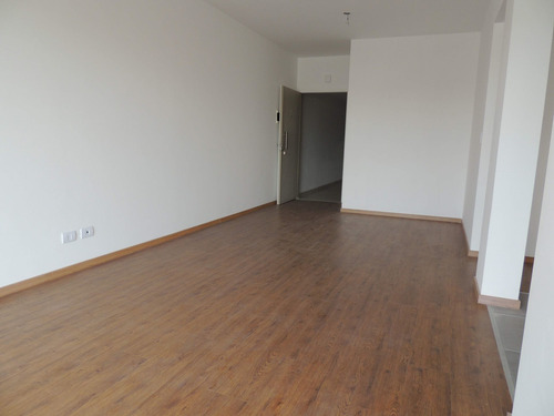 Imagen 4 de 22 de Departamento 3 Ambientes Venta Monte Castro Nuevo
