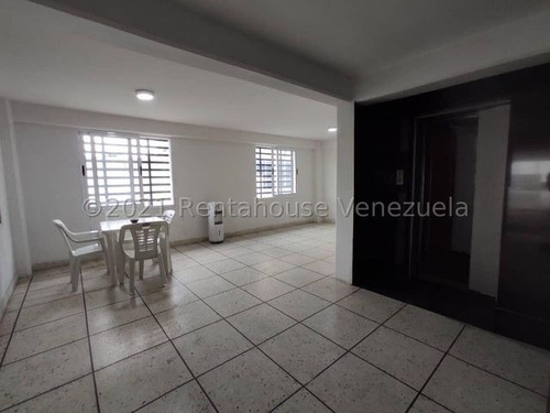 Imagen 8 de 30 de Edificio En Venta En El Centro De Barquisimeto Lara Rent-a-house 0-4-2-4-5-9-3-7-5-4-2