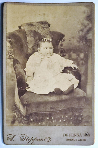 Fotografía Niña (c. 1890). Fotógrafo S. Stoppani. San Telmo. (Usado)