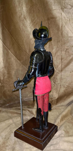 Don Quijote Caballero Armadura Medieval Metal Madera 42cm (Usado)