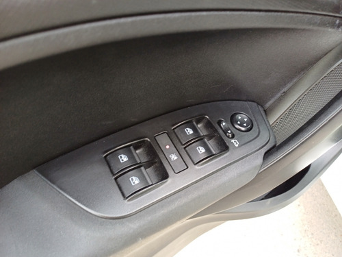 Fiat Cronos CRONOS DRIVE 1.8 AT