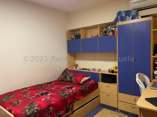 Imagen 7 de 12 de Apartamento Venta Manzanares Mls 21-27336 Amplio Apartamento De 164 Metros Con Excelente Distribucion, Cuenta Con 3 Habitaciones Y Amplio Famly Room