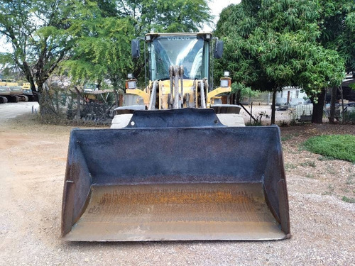Imagem 8 de 9 de Volvo L90f - 13005