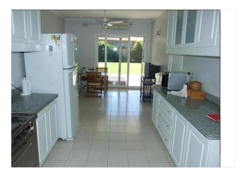 Excelente Casa En Venta En San Carlos C.c.