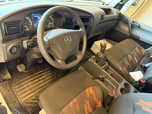 Mercedes Benz 1117 Upf Plataforma Auto Socorro