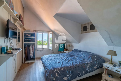 Casa En Primera Línea Al Mar - Ref : Pbi1129