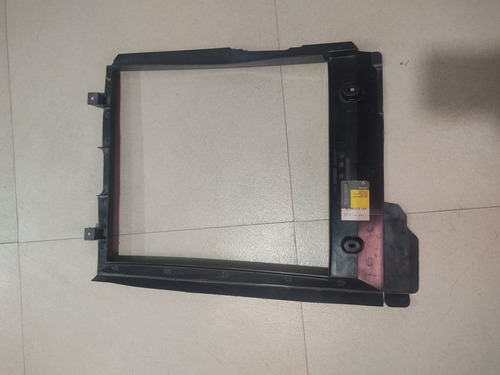 Moldura Deflector Radiador Renault Clio 2000 1/2005