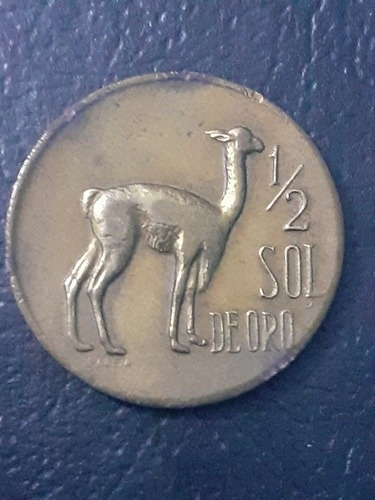Imagen 1 de 2 de ½ Sol De Oro De Perú De 1967. Moneda Fuera De Circulación.