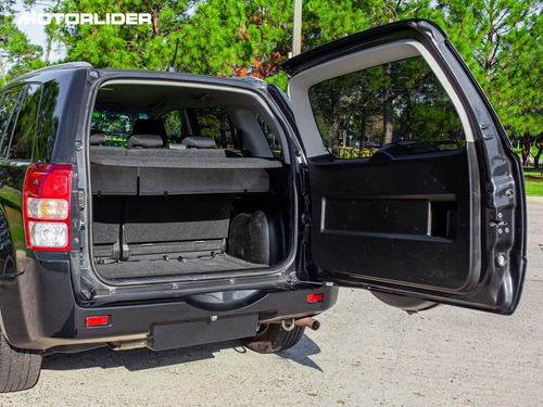 Imagen 12 de 25 de Suzuki Grand Vitara Limited 2.4 4x2 | Permuta / Financia