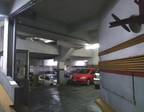 Imagen 3 de 8 de Venta De 13 Cocheras En Almagro En Block O En Forma Individual