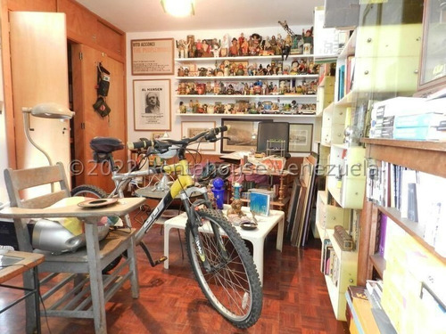 Imagen 10 de 11 de Apartamento En Venta Los Palos Grandes Mls #22-19868 -- Sandra Briceño 04142730017