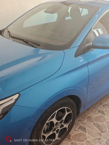 Híbrido Hatchback 1.5 Color Azul Automático