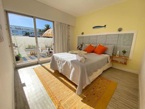 Imagen 9 de 13 de Apartamento En Venta De 1 Dormitorio En Peninsula (ref: Bpv-8790)