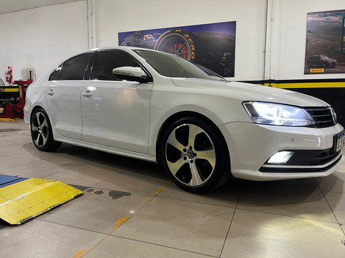 Volkswagen Vento 1.4 Comfortline 150cv At
