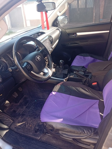 Toyota Hilux Pick-Up 2.8 Cd Sr 177cv 4x4