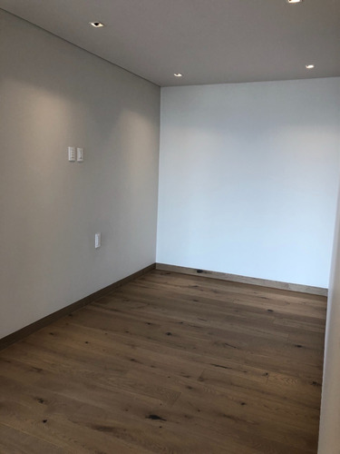 Imagen 7 de 30 de Remato Urgencia Estrena Origina Pedregal Precio Irresistible