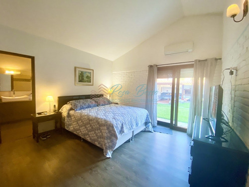 Casa En San Rafael, 4 Dormitorios *- Ref: 3461