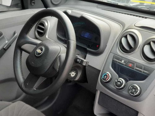 Imagem 10 de 12 de Chevrolet Agile Ltz 2011