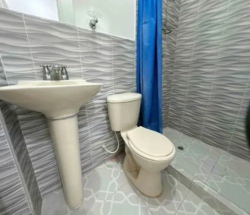Casa En Arriendo Un Piso Parqueadero Barrio Cristobal Colon