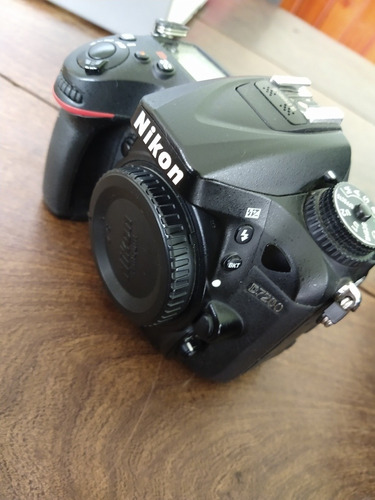 Nikon D7200
