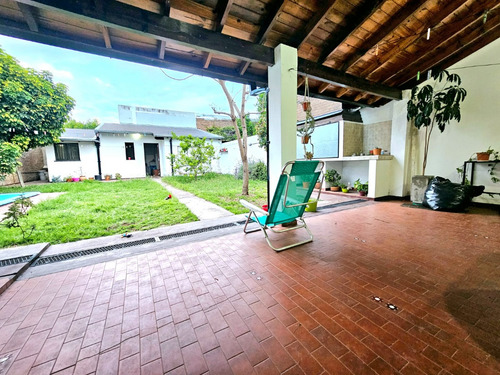 Casa En Venta En El Palomar