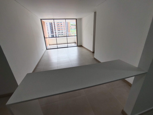 Apartamento En Arriendo Ubicado En Envigado Sector El Chingui  (30046).