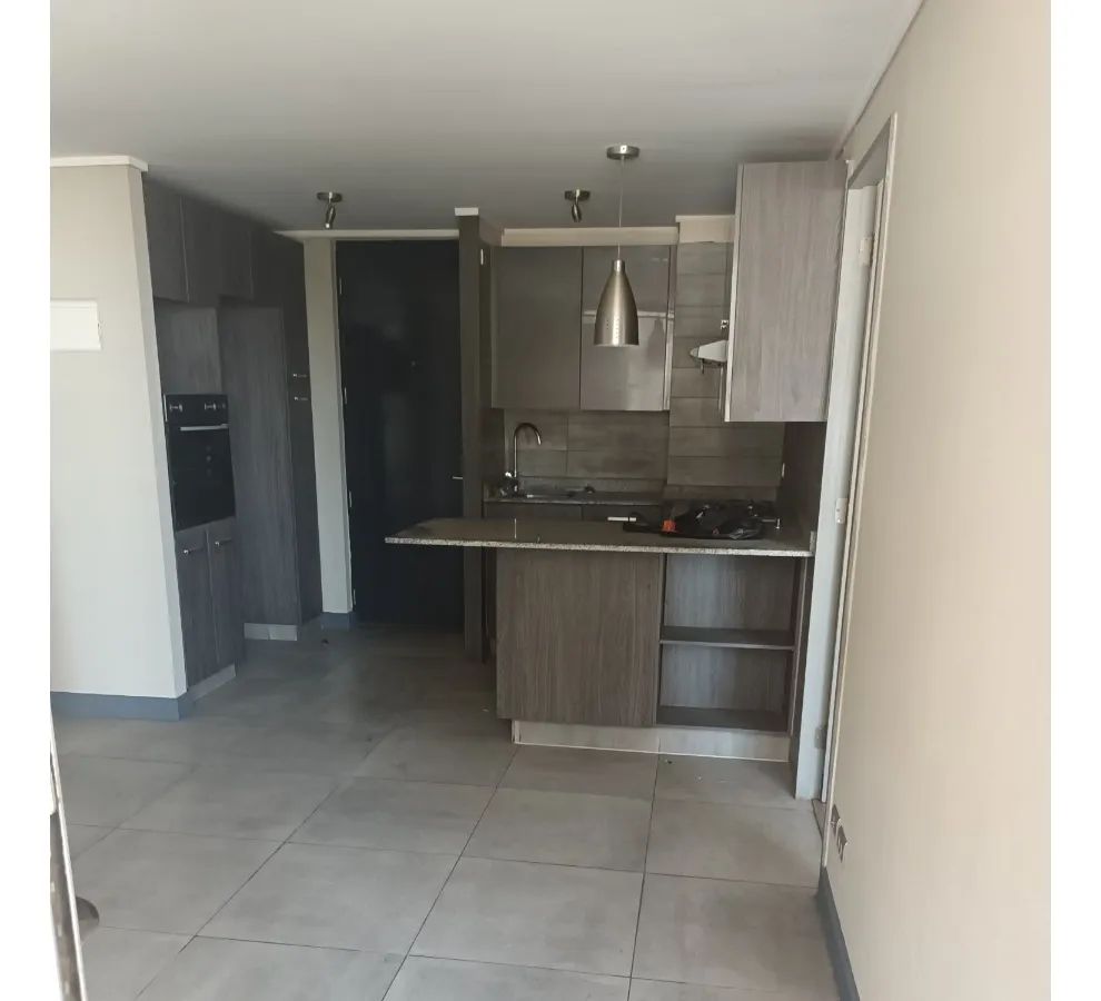 Imagen 4 de 20 de Arriendo Est.central Depto Metro Ecuador 2d+2b+e+b