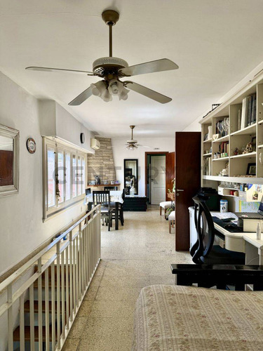 Venta De 2 Casa De 6 Ambientes 4 Dormitorios, Tigre Centro ...
