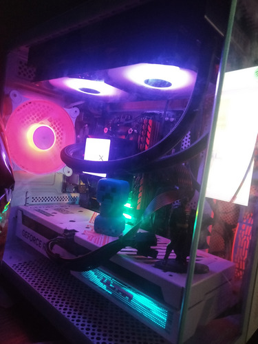 Pc Gamer Rtx 4060, 2 Teras De Almacenamiento (Usado)