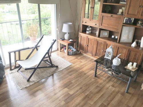 Imagen 4 de 9 de Venta De Apartamento Dos Dormitorios En Malvin Frente Al Parque