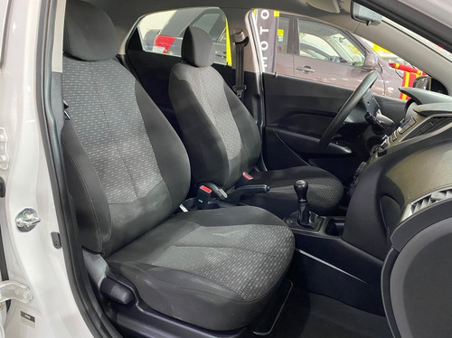 Imagem 7 de 20 de Hyundai Hb20 1.0 Comfort 12v 2018