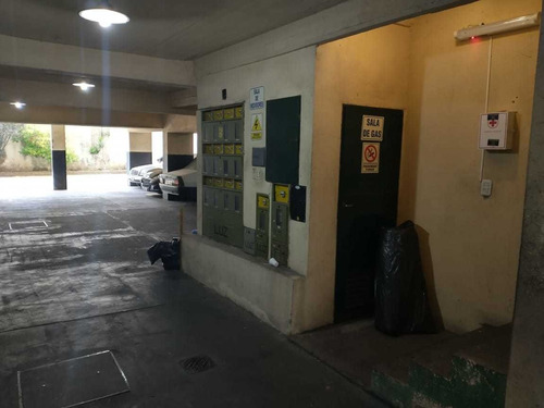 Imagen 4 de 6 de Cochera Fija Cubierta En Pb Con Control Remoto - Almagro