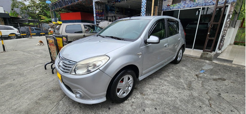 Renault Sandero 1.6 Gt