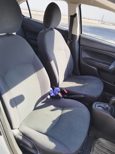 Dodge Attitude 1.2 Se At