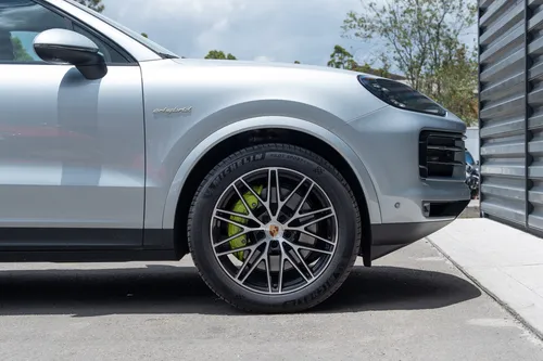 Porsche Cayenne 3.0 E-Hybrid