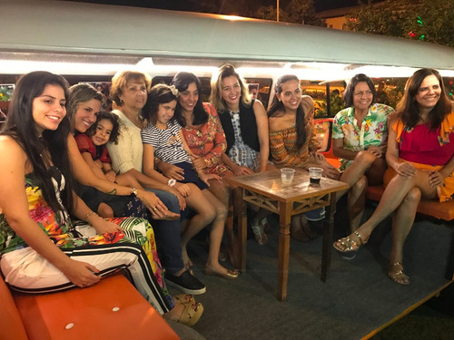 Imagem 3 de 14 de Kombi Lounge Alugo Para Shows Aniversario Eventos - Aluguel