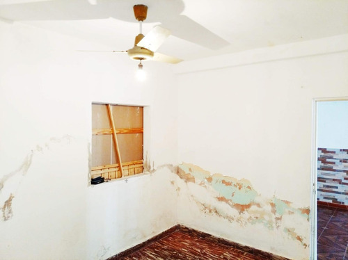 Imagen 16 de 26 de Venta De Casa De 4 Ambientes + Local En Merlo