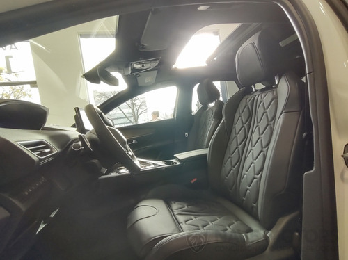 Imagen 13 de 23 de Peugeot 3008 Hybrid4